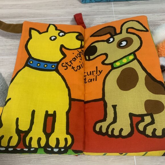 Jellycat Puppytails Anne Wilkinson Soft Crinkle Sensory Cloth Book With Bag - Picture 5 of 9